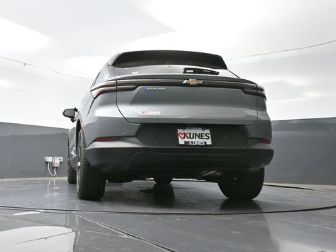 New 2026 Chevrolet Equinox EV LT image 47