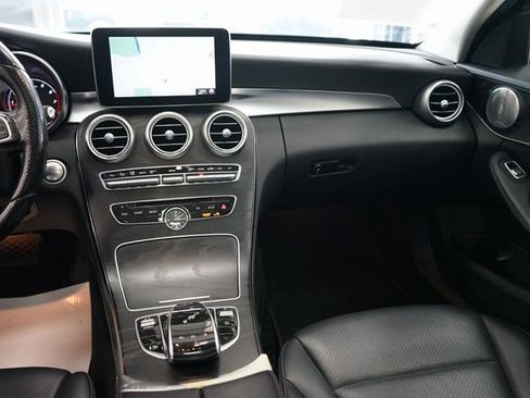 Used 2016 Mercedes-Benz C 300 4MATIC Sedan image 13