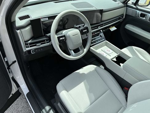 New 2026 Hyundai Santa Fe SE image 8