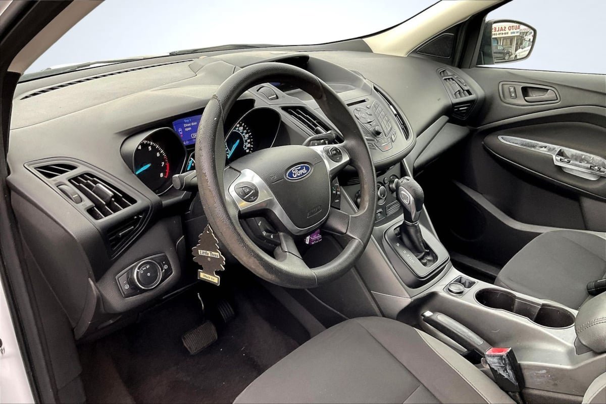 Used 2013 Ford Escape S FWD image 14