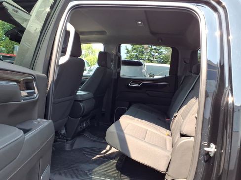 Used 2023 Chevrolet Silverado 1500 LT Trail Boss w/ Protection Package AWD/4WD image 17