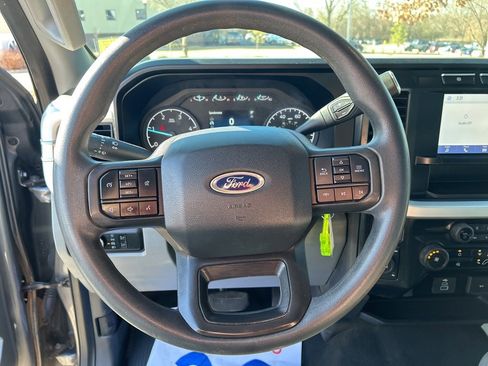 Used 2024 Ford F350 XLT image 14