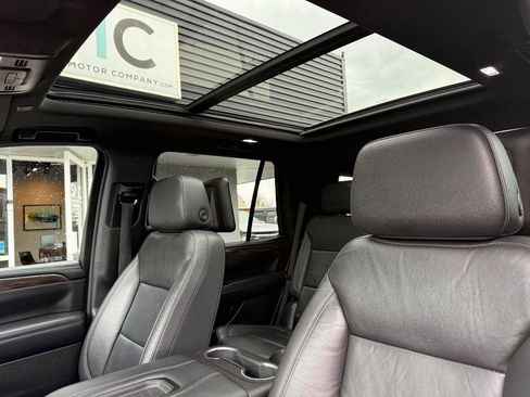 Used 2021 Chevrolet Tahoe Z71 w/ Rear Media and Nav Package AWD/4WD image 16
