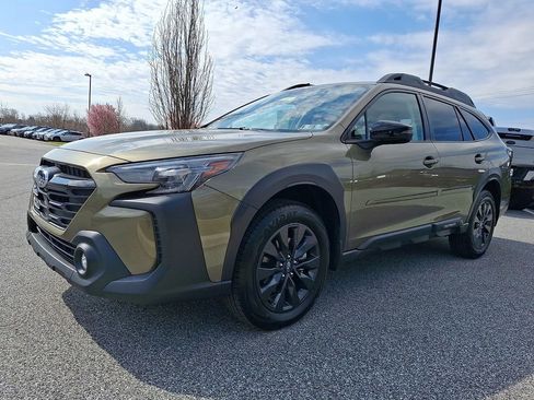 Certified 2023 Subaru Outback Onyx Edition image 4