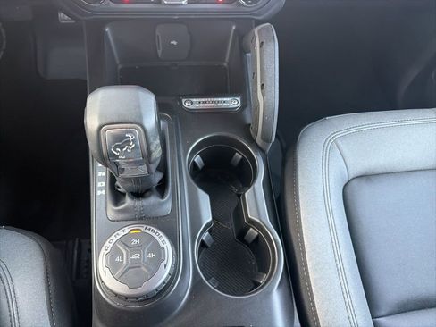 Used 2023 Ford Bronco Big Bend image 22