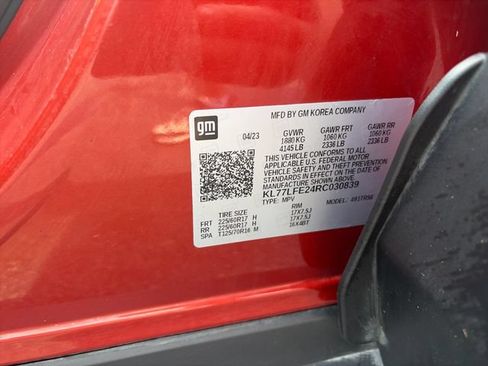Used 2024 Chevrolet Trax LS w/ LS Convenience Package FWD image 26