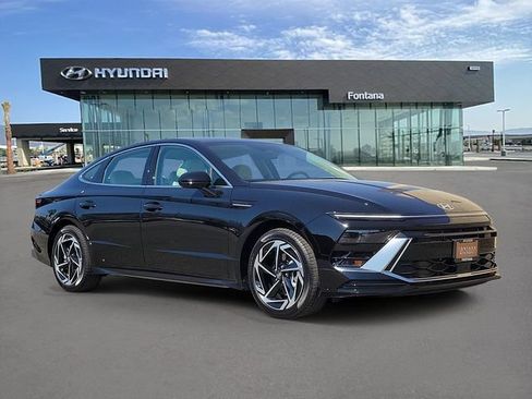 New 2026 Hyundai Sonata SEL FWD image 2