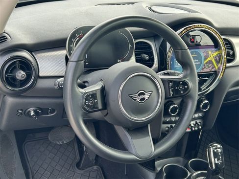 Used 2024 MINI Cooper 2-Door Hardtop image 34