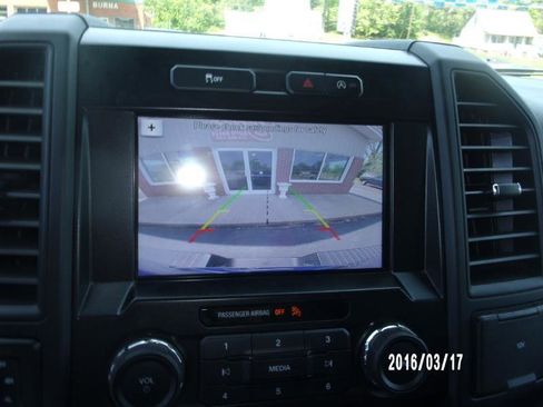 Used 2017 Ford F150 XL w/ Equipment Group 101A Mid AWD/4WD image 19