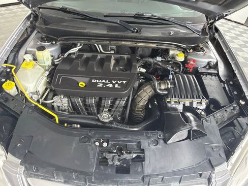 Used 2013 Chrysler 200 Touring FWD image 24