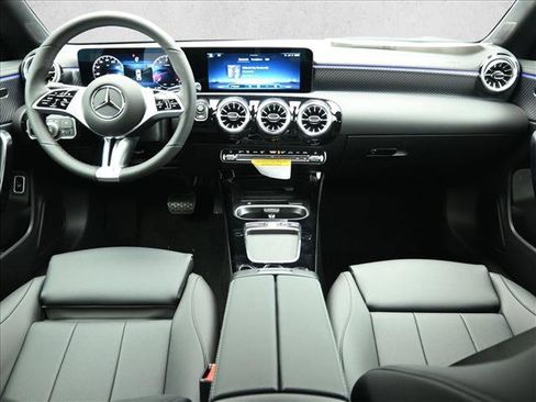 Certified 2025 Mercedes-Benz CLA 250 4MATIC image 20