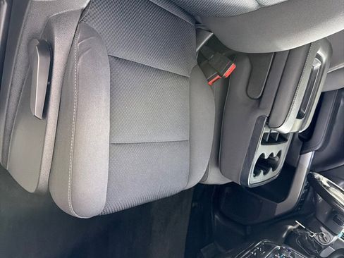 Used 2018 Chevrolet Silverado 1500 LT w/ All Star Edition image 22