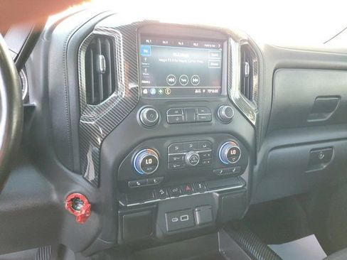 Used 2022 Chevrolet Silverado 1500 LT Trail Boss image 24