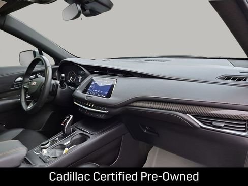 Certified 2023 Cadillac XT4 Sport FWD image 17