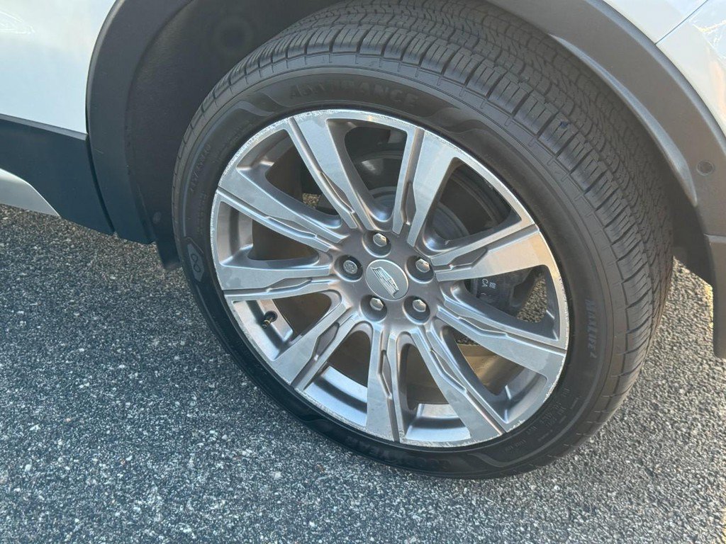 Certified 2019 Cadillac XT4 Premium Luxury AWD/4WD image 7