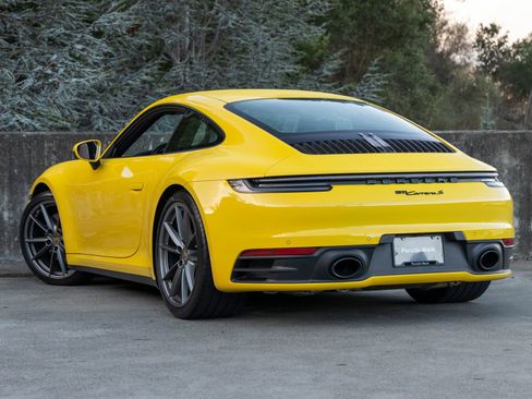 Used 2021 Porsche 911 Carrera S image 3