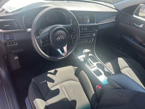 Used 2018 Kia Optima LX image 8