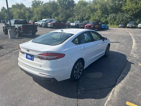 Used 2020 Ford Fusion SE AWD/4WD image 10
