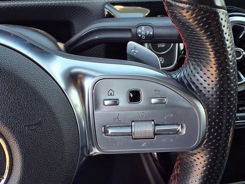 Used 2023 Mercedes-Benz CLA 250 image 34