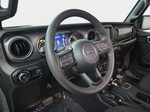 Used 2023 Jeep Wrangler Unlimited Sport AWD/4WD image 18
