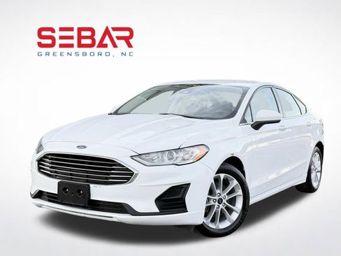 Used 2020 Ford Fusion SE FWD image 1