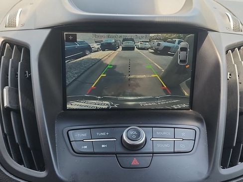Used 2019 Ford Escape SEL AWD/4WD image 14