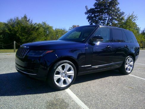 Used 2020 Land Rover Range Rover HSE image 34