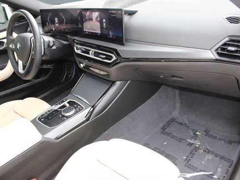 Used 2024 BMW 230i 230i w/ Convenience Package image 29