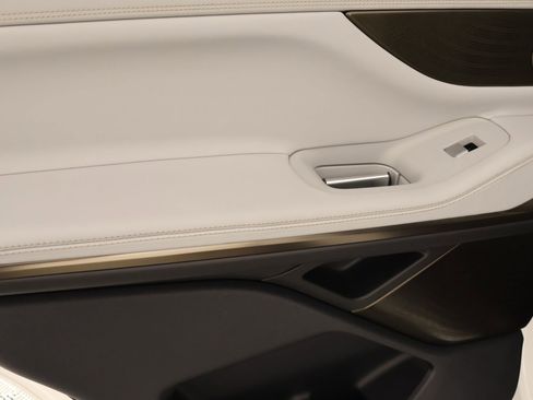 New 2026 Lincoln Navigator Black Label AWD/4WD image 18