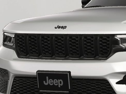 New 2025 Jeep Grand Cherokee Altitude image 14