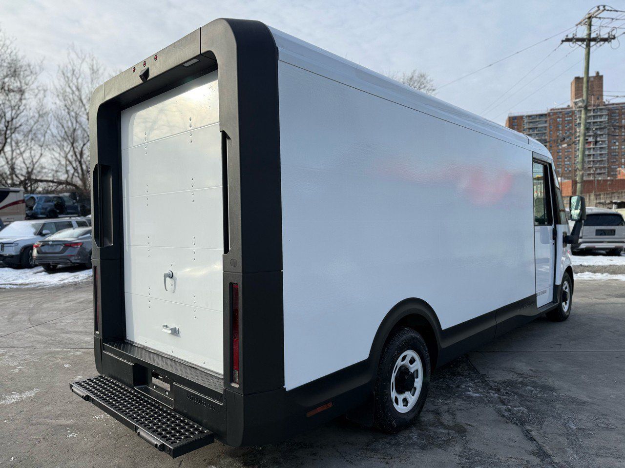 Used 2025 Chevrolet Brightdrop 600 w/ Power Door Package AWD/4WD image 5