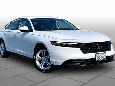 Used 2024 Honda Accord LX image 2