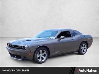 Used 2017 Dodge Challenger SXT RWD video 1