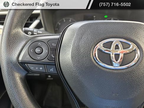 Used 2023 Toyota Corolla LE image 26