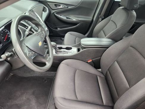 Used 2024 Chevrolet Malibu LT image 10