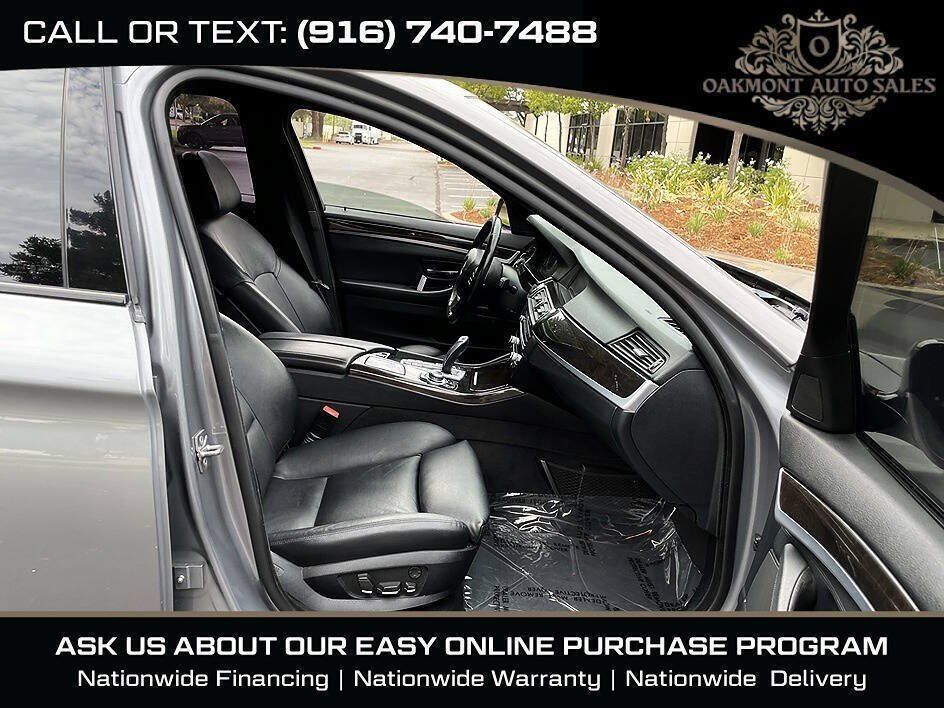 Used 2012 BMW 535i xDrive Sedan AWD/4WD image 11