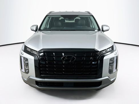 Used 2025 Hyundai Palisade SEL FWD image 2
