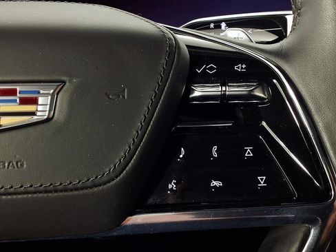 Used 2025 Cadillac Escalade ESV Sport Platinum image 23