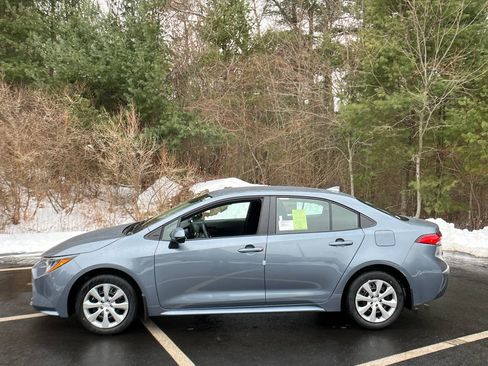 New 2026 Toyota Corolla LE image 2