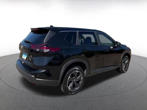 Used 2025 Nissan Rogue SV FWD image 15