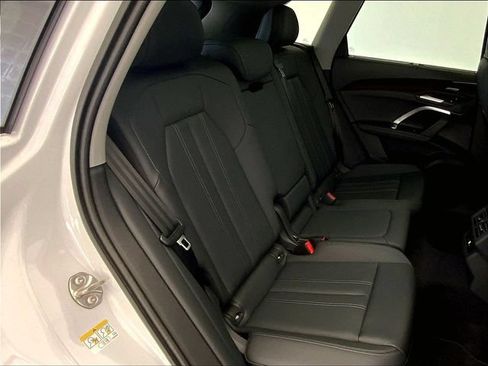 New 2026 Audi Q5 Premium Plus AWD/4WD image 11