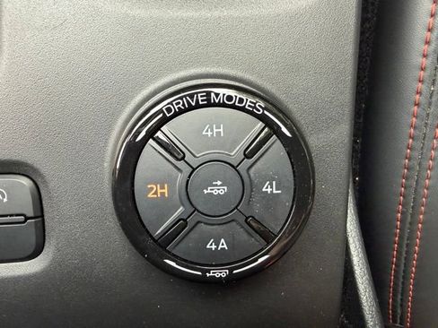 Certified 2025 Ford Ranger Raptor AWD/4WD image 27