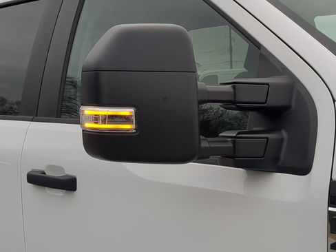 New 2026 Ford F450 XL w/ XL Chrome Package image 10