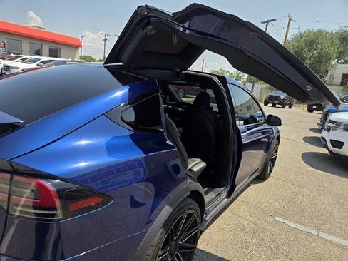 Used 2022 Tesla Model X AWD/4WD image 5