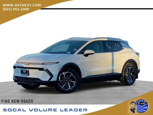 New 2026 Chevrolet Equinox EV LT FWD image 1