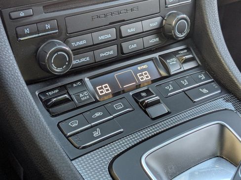 Certified 2018 Porsche 911 Carrera GTS image 25