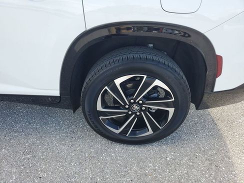 Used 2025 Buick Enclave Sport Touring image 20