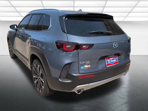 Used 2025 MAZDA CX-50 AWD 2.5 S w/ Accent Package image 2