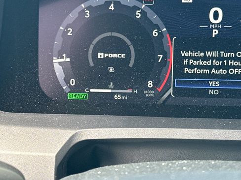 Certified 2025 Toyota 4Runner TRD Off-Road image 25