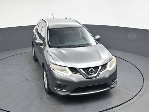 Used 2015 Nissan Rogue SV w/ SV Premium Package FWD image 32